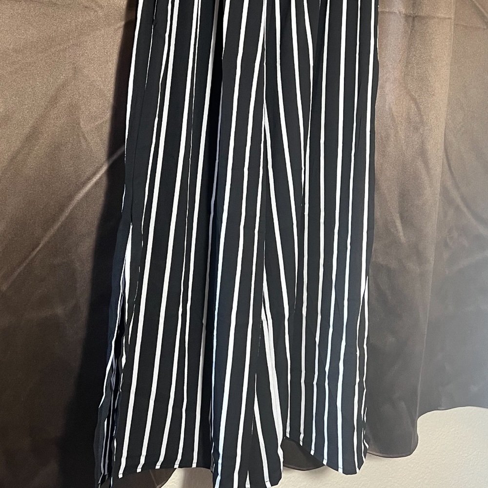 Jumpsuit - Picture 3 of 3